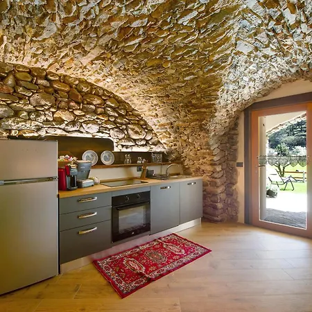 Cucu - 1 * Lillianes